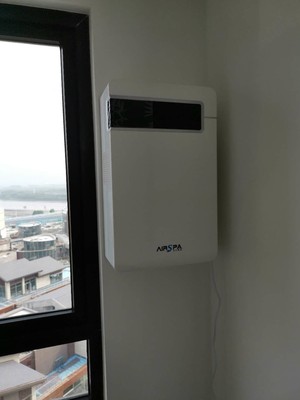 052001.jpg 052001.jpg